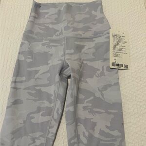 Lulu Lemon High-Waist Camo Leggings - Light Gray